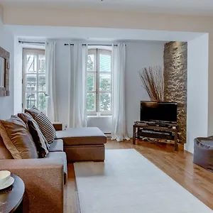 https://les-immeubles-charlevoix-le-1173.hotelsquebeccity.net