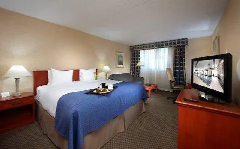 Holiday Inn Toronto Airport East By Ihg 3*,